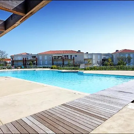 Apartment Domaine Juan Flore