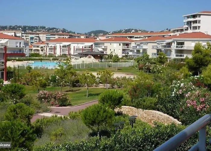 Apartamento Domaine Juan Flore *