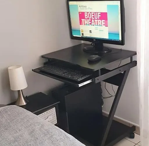 Apartamento Domaine Juan Flore