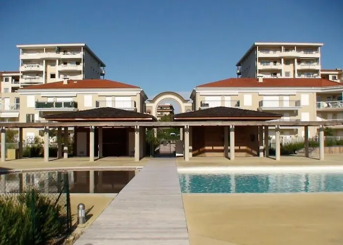Apartamento Domaine Juan Flore *