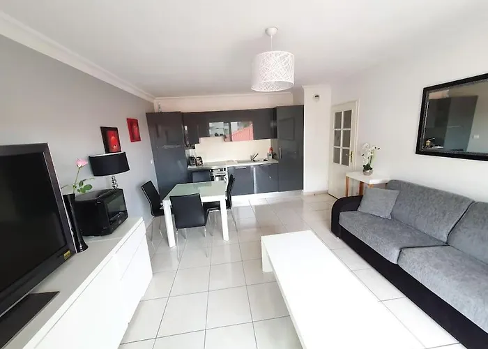 Domaine Juan Flore Apartamento *