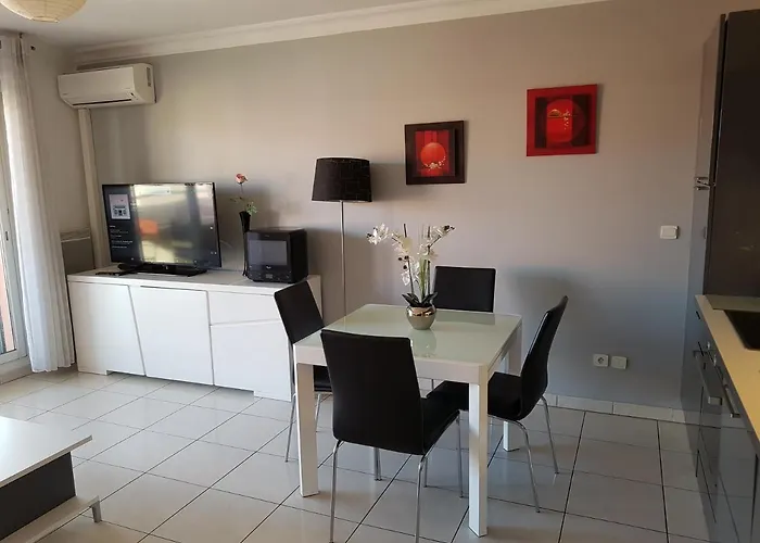 Apartamento Domaine Juan Flore